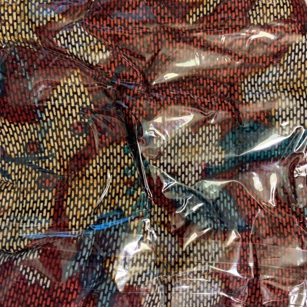 LuLaRoe holiday print leggings